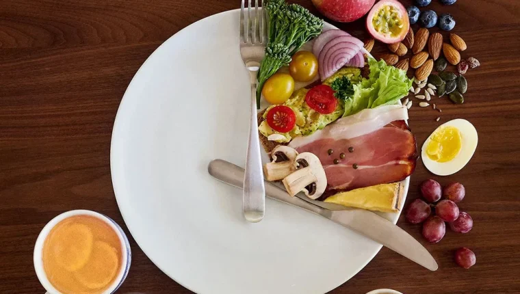 Aralıklı Oruç (Intermittent Fasting): Hücre Yenilenmesinin Anahtarı